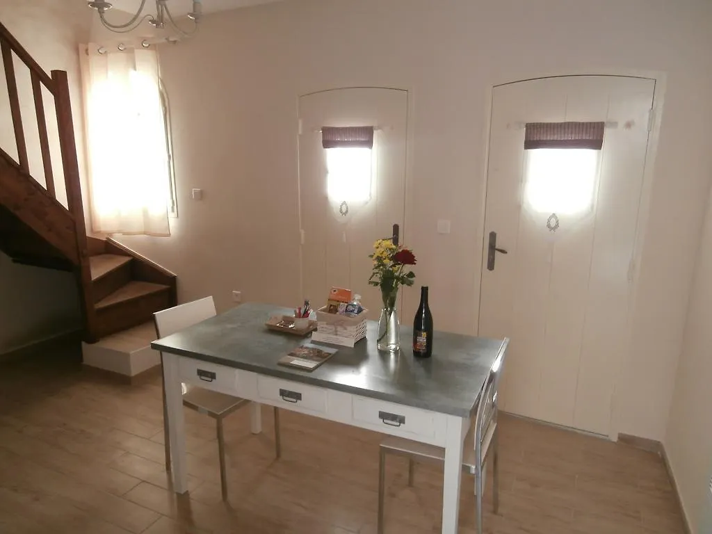 Carre Cardinal Bed & Breakfast Villeneuve-les-Avignon 0*,  France